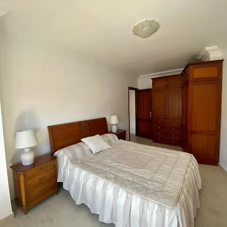 La Alameda Apartman *